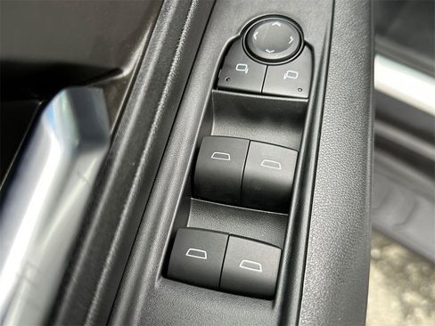 Used 2024 Chevrolet Silverado EV W/T image 21