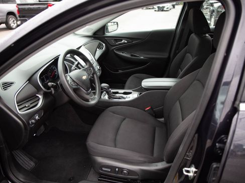 Used 2023 Chevrolet Malibu LT FWD image 18