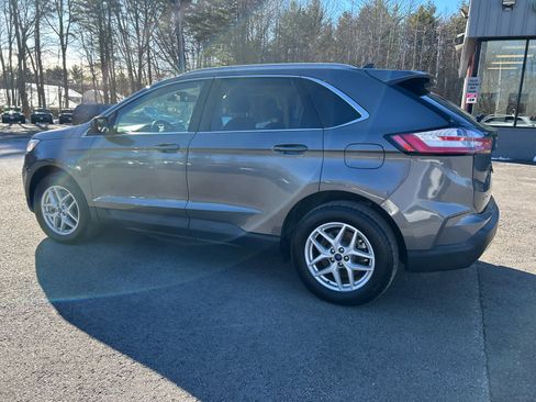 Used 2022 Ford Edge SEL w/ Convenience Package image 11