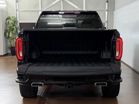 Used 2021 GMC Sierra 1500 AT4 w/ AT4 Preferred Package AWD/4WD image 5
