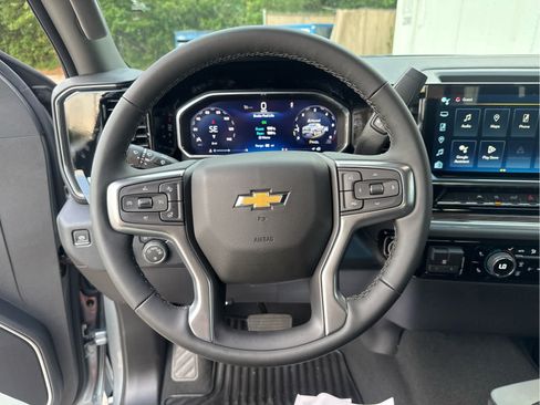 New 2026 Chevrolet Silverado 1500 LT w/ Leather Package AWD/4WD image 29