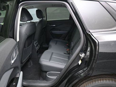 New 2026 Audi Q3 quattro 2.0T AWD/4WD image 11