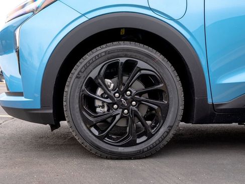 New 2027 Chevrolet Bolt RS FWD image 9