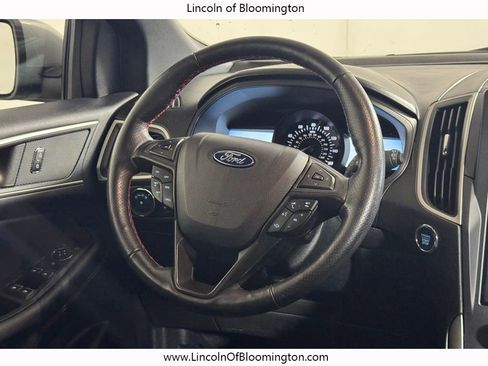 Used 2022 Ford Edge ST-Line w/ Class II Trailer Tow Package AWD/4WD image 23