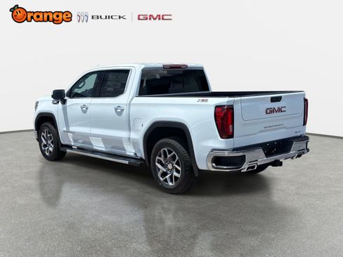 New 2026 GMC Sierra 1500 SLT w/ SLT Premium Package AWD/4WD image 5
