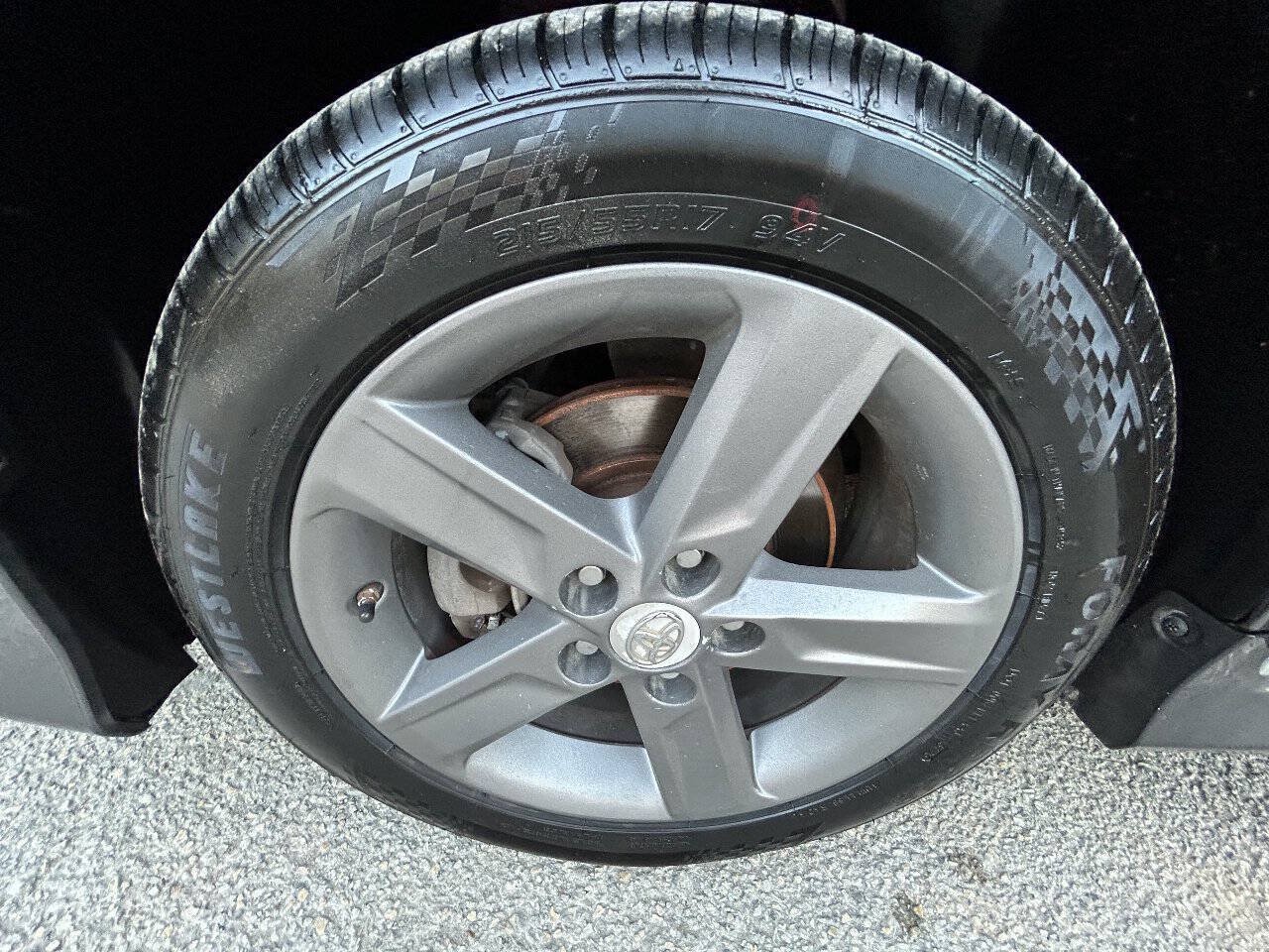 Used 2013 Toyota Camry SE FWD image 20