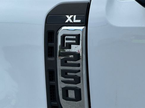 New 2025 Ford F250 XL w/ 360-Degree Camera Package image 6