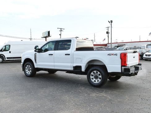 Used 2023 Ford F250 XLT AWD/4WD image 6