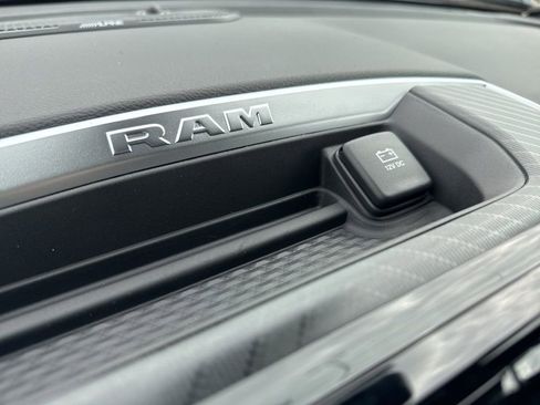 New 2026 RAM 1500 4x4 Crew Cab image 24