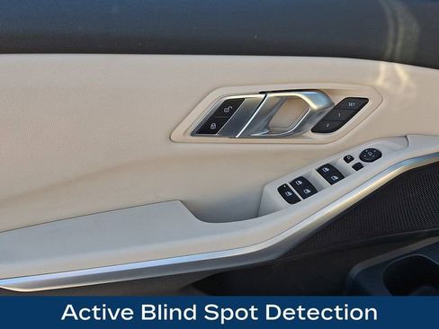 Used 2019 BMW 330i xDrive Sedan w/ Premium Package image 16