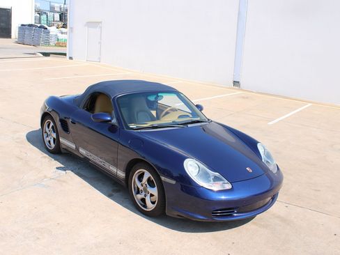 Used 2003 Porsche Boxster RWD image 25
