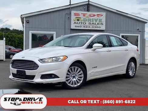 Used 2014 Ford Fusion SE w/ Equipment Group 502A image 1
