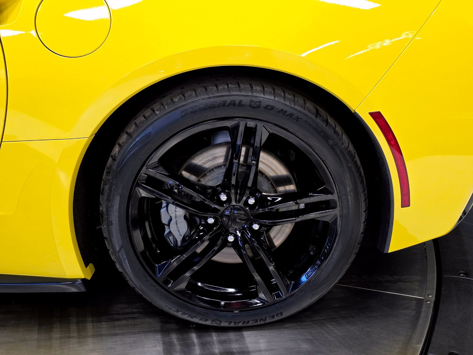 Used 2016 Chevrolet Corvette Stingray Coupe w/ 3LT Preferred Equipment Group RWD image 36