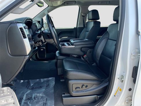 Used 2019 Chevrolet Silverado 2500 LTZ w/ Duramax Plus Package image 22