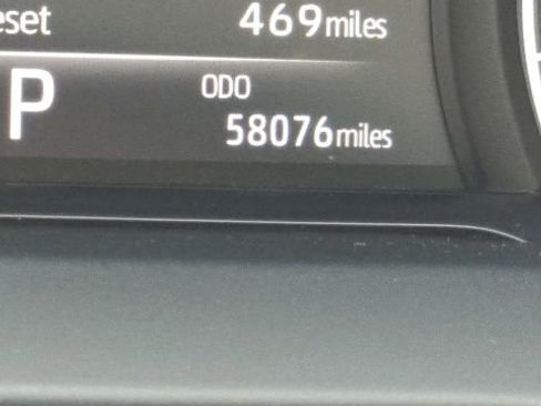 Used 2023 Toyota Venza Nightshade image 9