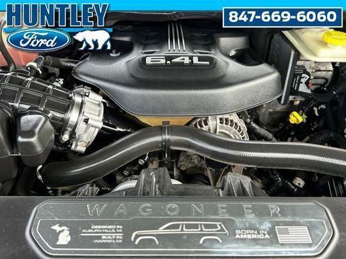 Used 2022 Jeep Grand Wagoneer Series II AWD/4WD image 9