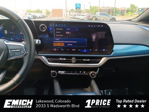 Used 2024 Chevrolet Equinox EV LT AWD/4WD image 17
