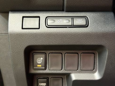 New 2026 Nissan Frontier SV w/ Tow Package AWD/4WD image 39
