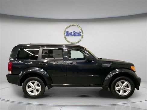 Used 2010 Dodge Nitro SXT w/ Trailer Tow Group AWD/4WD image 7