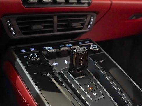 Certified 2025 Porsche 911 Carrera image 30