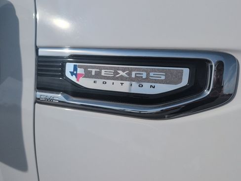 Used 2019 GMC Sierra 1500 SLT AWD/4WD image 9