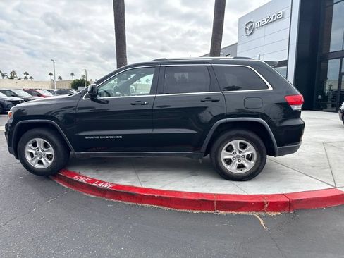 Used 2014 Jeep Grand Cherokee Laredo w/ Quick Order Package 23E RWD image 9