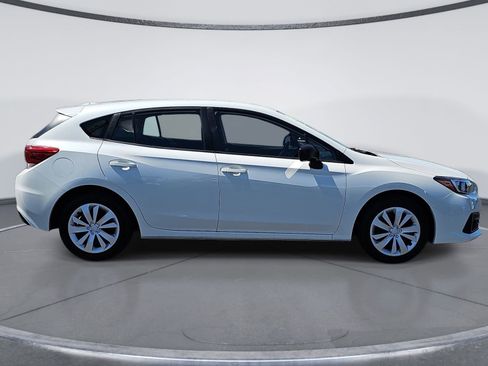 Used 2023 Subaru Impreza 2.0i image 2