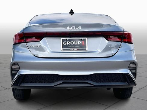Used 2024 Kia Forte LXS image 5