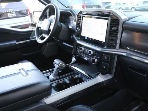 Used 2025 Ford F150 Platinum AWD/4WD image 14
