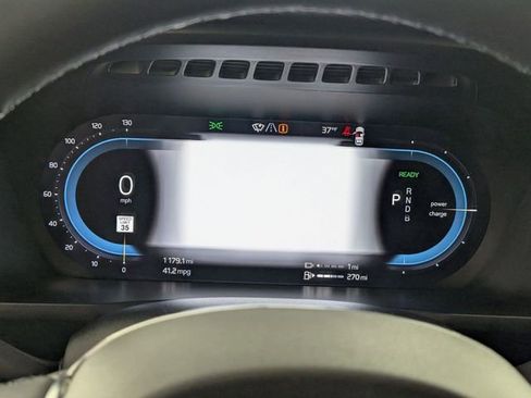 Used 2023 Volvo XC90 T8 Plus w/ Protection Package Premier image 18