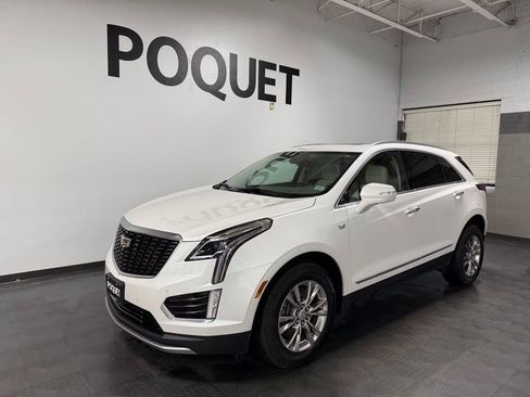 Used 2020 Cadillac XT5 Premium Luxury AWD/4WD image 2