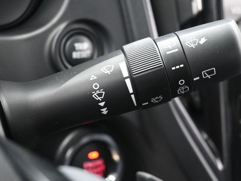 New 2026 Subaru Forester Premium AWD/4WD image 32