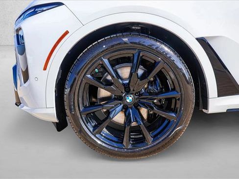 New 2026 BMW X7 xDrive40i image 9