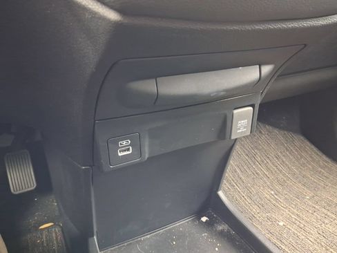 Used 2024 Honda Odyssey EX-L image 30
