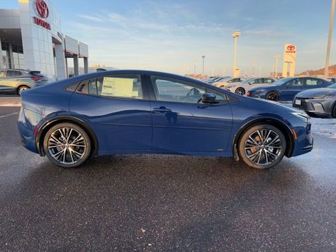 New 2026 Toyota Prius Limited image 2