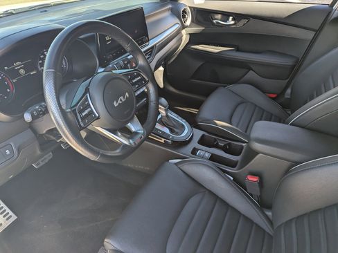 Certified 2024 Kia Forte GT-Line w/ GT-Line Premium Package image 19