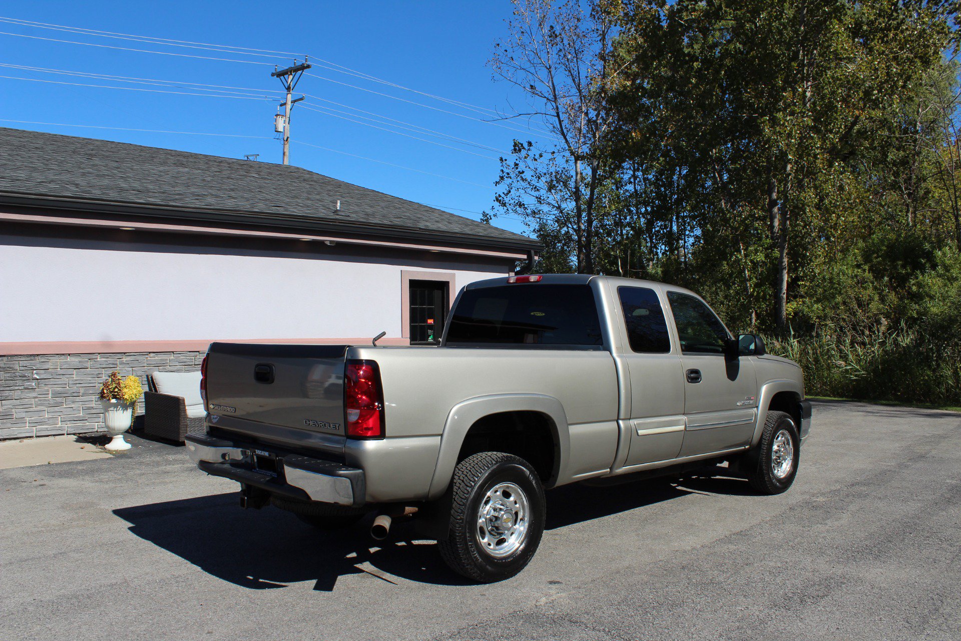 Used 2003 Chevrolet Silverado 2500 LS RWD image 4