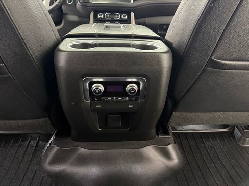 Used 2022 GMC Yukon Denali AWD/4WD image 20
