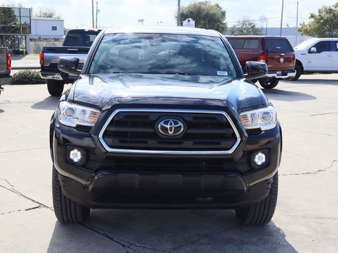 Used 2019 Toyota Tacoma SR5 image 3