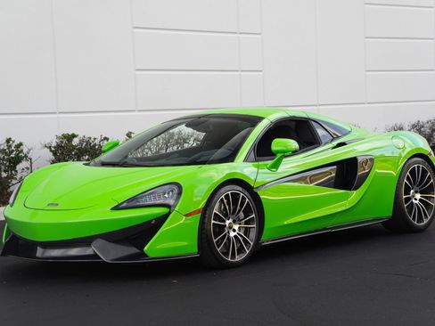 Used 2018 McLaren 570S image 24