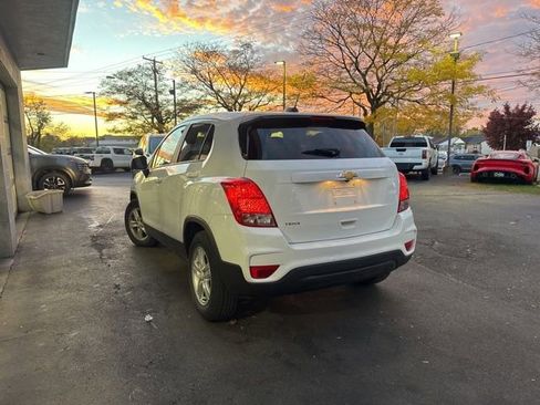 Used 2021 Chevrolet Trax LS w/ Tint and Cruise Package image 4
