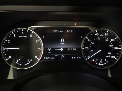 Used 2024 Nissan Pathfinder S image 38