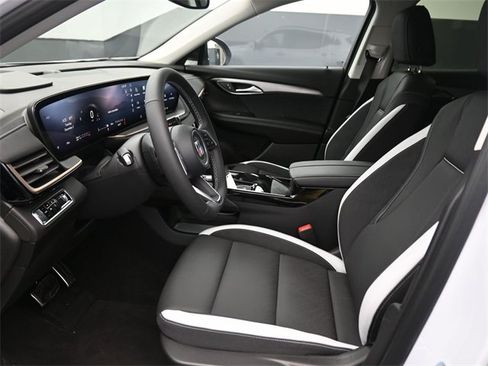 Used 2025 Buick Envision Sport Touring AWD/4WD image 10