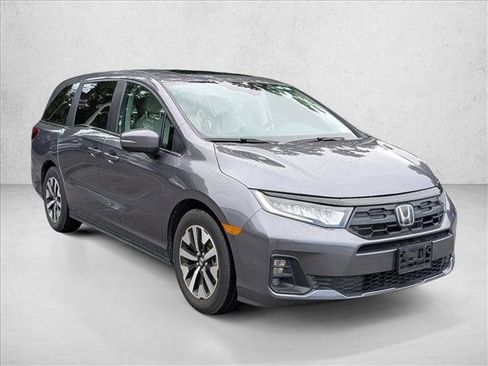 Used 2025 Honda Odyssey EX-L image 4