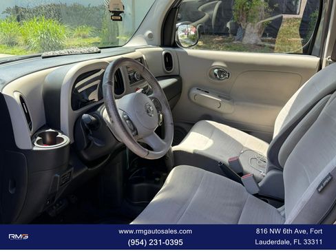 Used 2012 Nissan Cube 1.8 S w/ Interior Illumination Pkg image 11