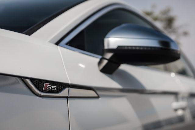 Used 2018 Audi S5 Premium Plus w/ Navigation Package AWD/4WD image 12