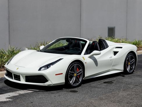 Used 2019 Ferrari 488 Spider RWD image 48