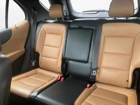 Used 2019 Chevrolet Equinox Premier w/ LPO, Floor Liner Package image 14