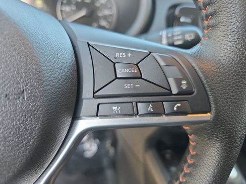 Used 2023 Nissan Kicks SR w/ SR Premium Package image 23