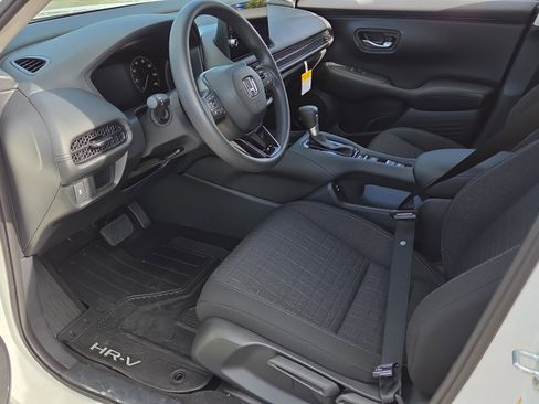 New 2026 Honda HR-V LX image 9